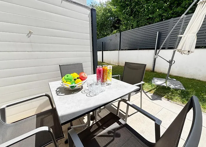 Holiday home Hideout Villas, 3 Bedrooms, Free Parking, Garden Area, Terrace