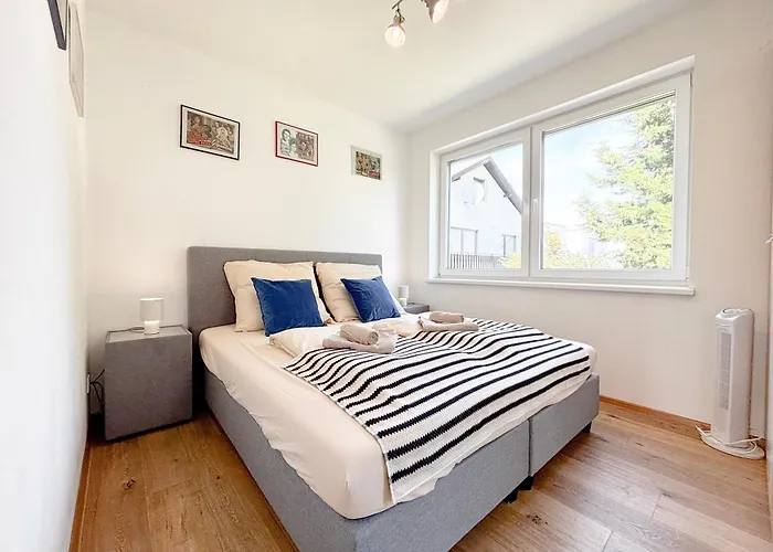 Holiday home Hideout Villas, 3 Bedrooms, Free Parking, Garden Area, Terrace