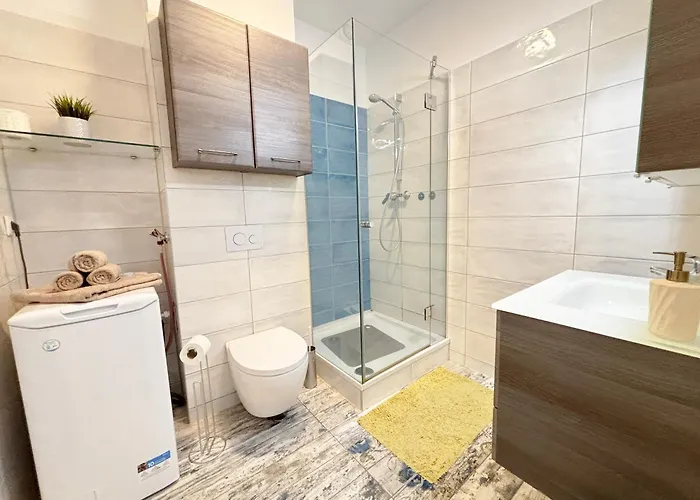 Hideout Villas, 3 Bedrooms, Free Parking, Garden Area, Terrace Holiday home