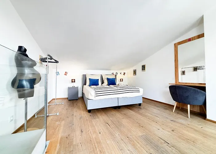 Hideout Villas, 3 Bedrooms, Free Parking, Garden Area, Terrace Holiday home Vienna