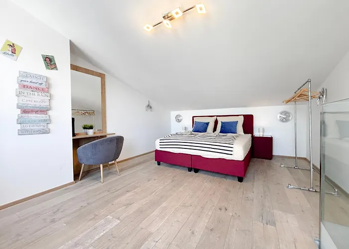 Hideout Villas, 3 Bedrooms, Free Parking, Garden Area, Terrace Holiday home Vienna