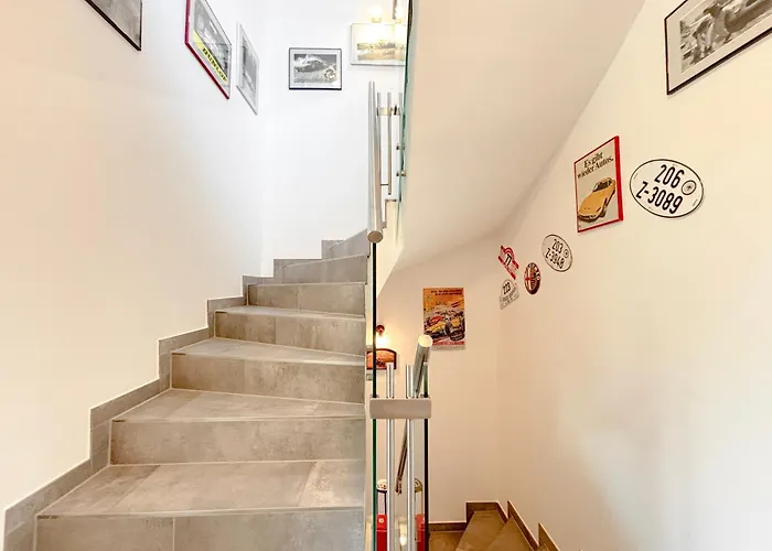 Hideout Villas, 3 Bedrooms, Free Parking, Garden Area, Terrace * Vienna