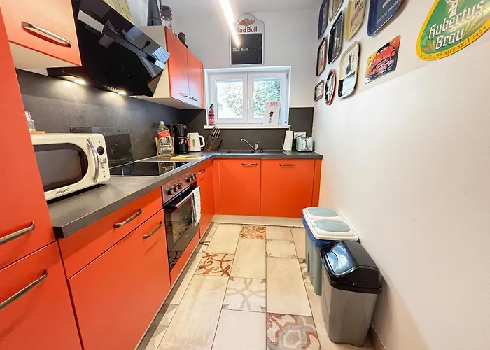 Holiday home Hideout Villas, 3 Bedrooms, Free Parking, Garden Area, Terrace *